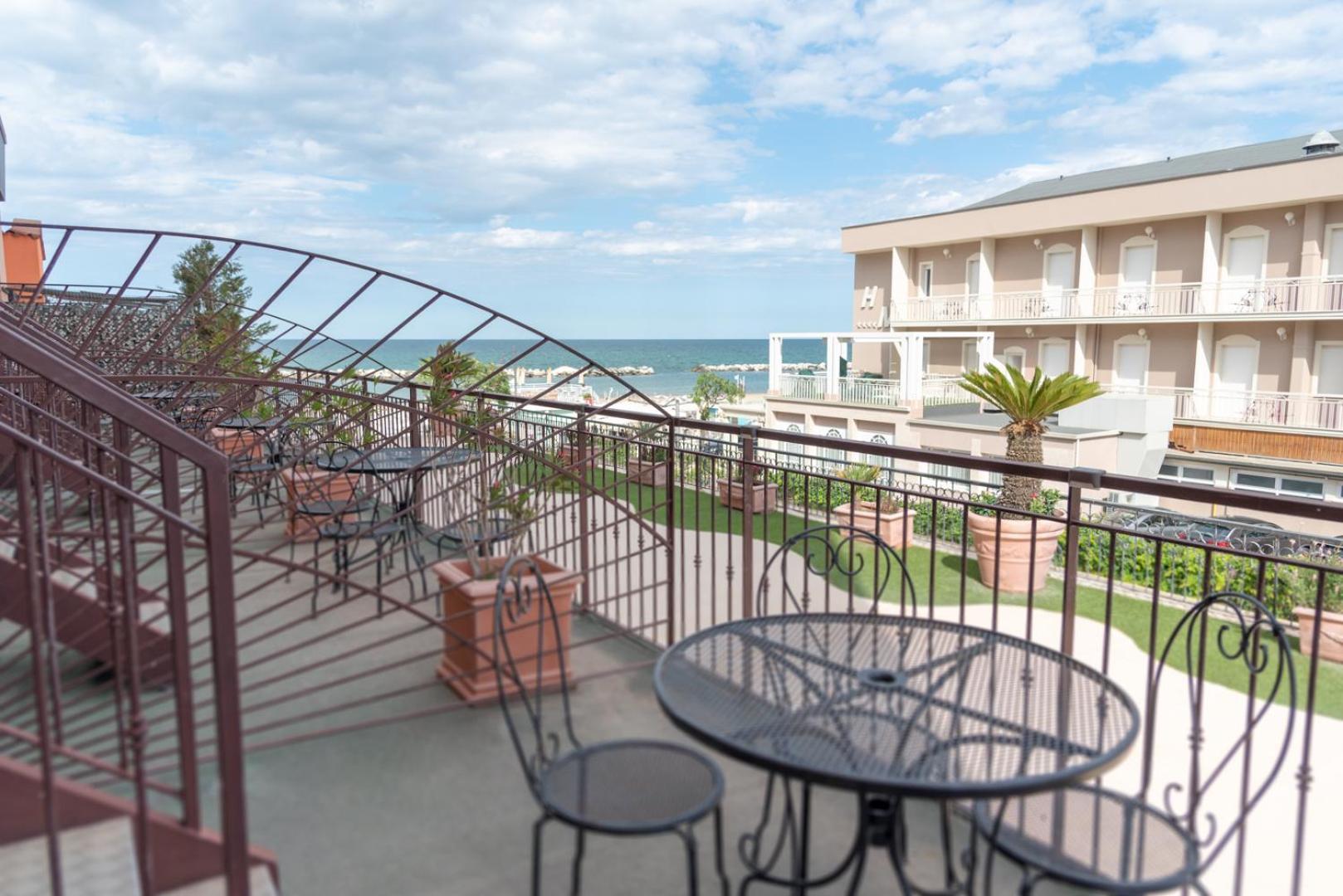 Hotel Giorgetti Orange Bellaria-Igea Marina Exteriér fotografie